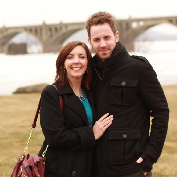 Meet your Posher, Jennifer - Picture 2 of 2